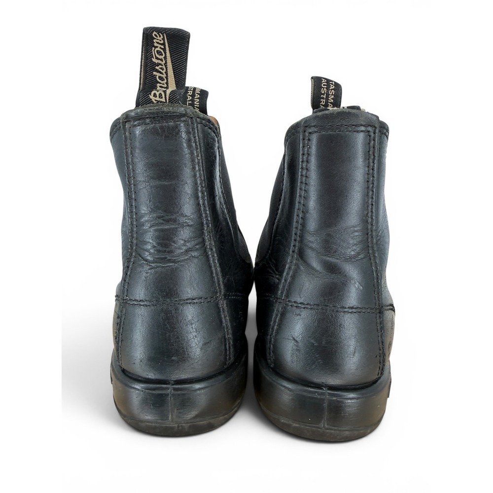 Shoes - Picture 6 of 11